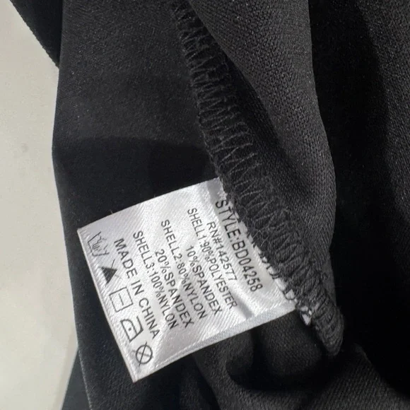 Chic Black Lace Long Sleeve Dress - Picture 5 of 10